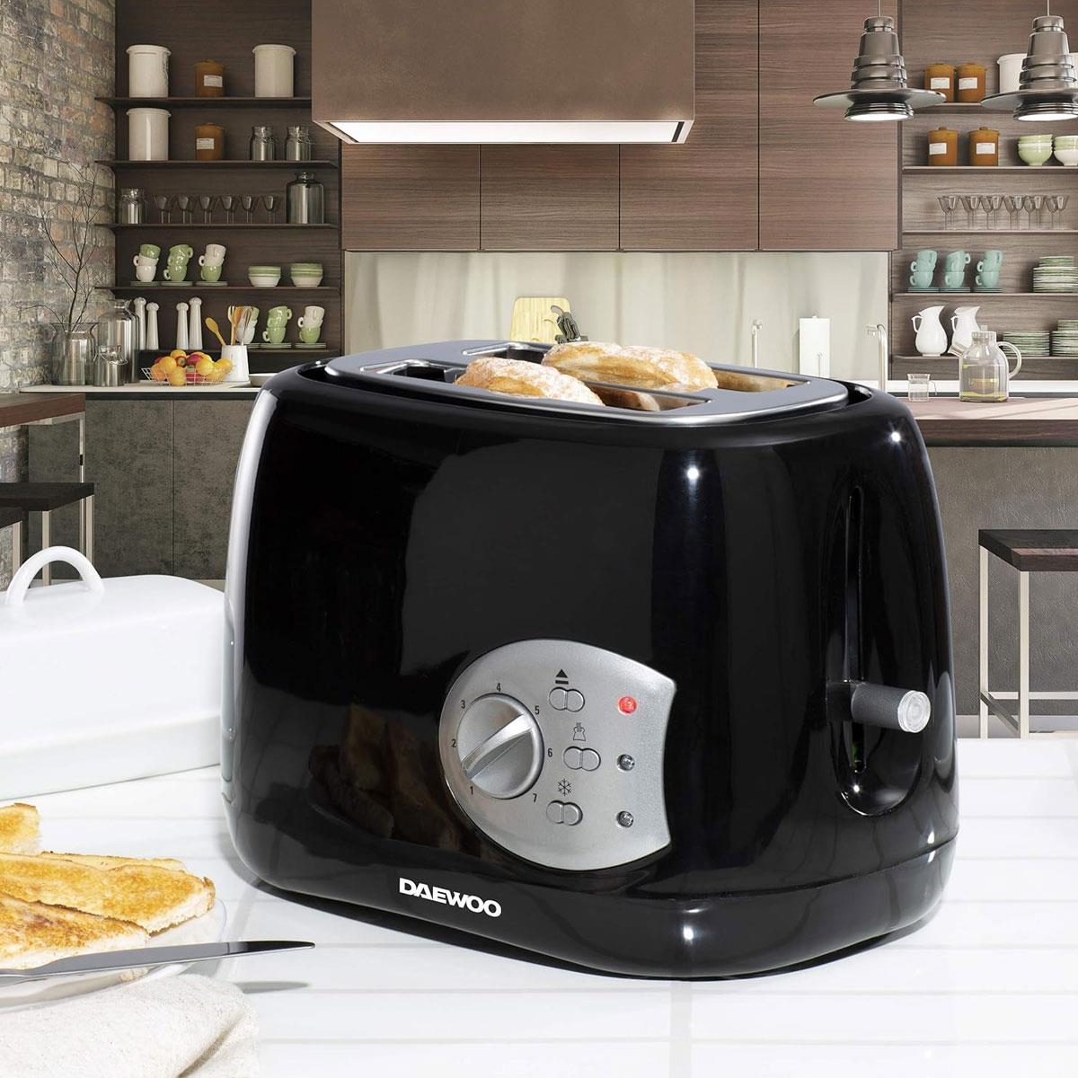 Daewoo Balmoral 2 Slice Toaster Electronic Timer Dial with 6 Browning Settings Defrost Reheat & Cancel Black - Image 2