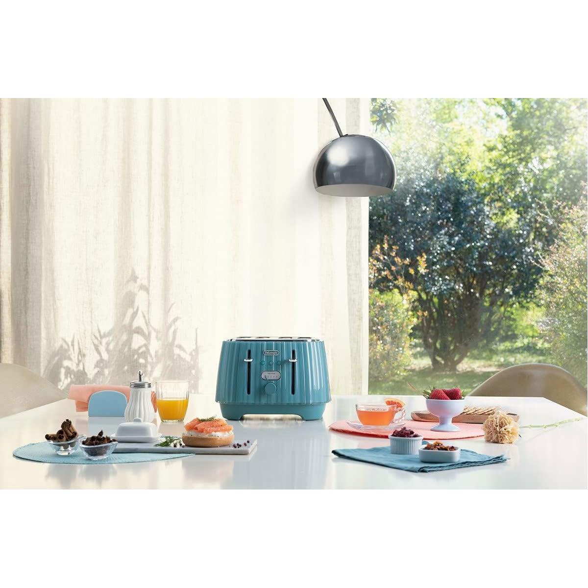 Delonghi Ballerina 4 Slot Toaster 1800W Green with 5 Browning Levels Defrost Reheat Cancel & Wide Slots - Image 2