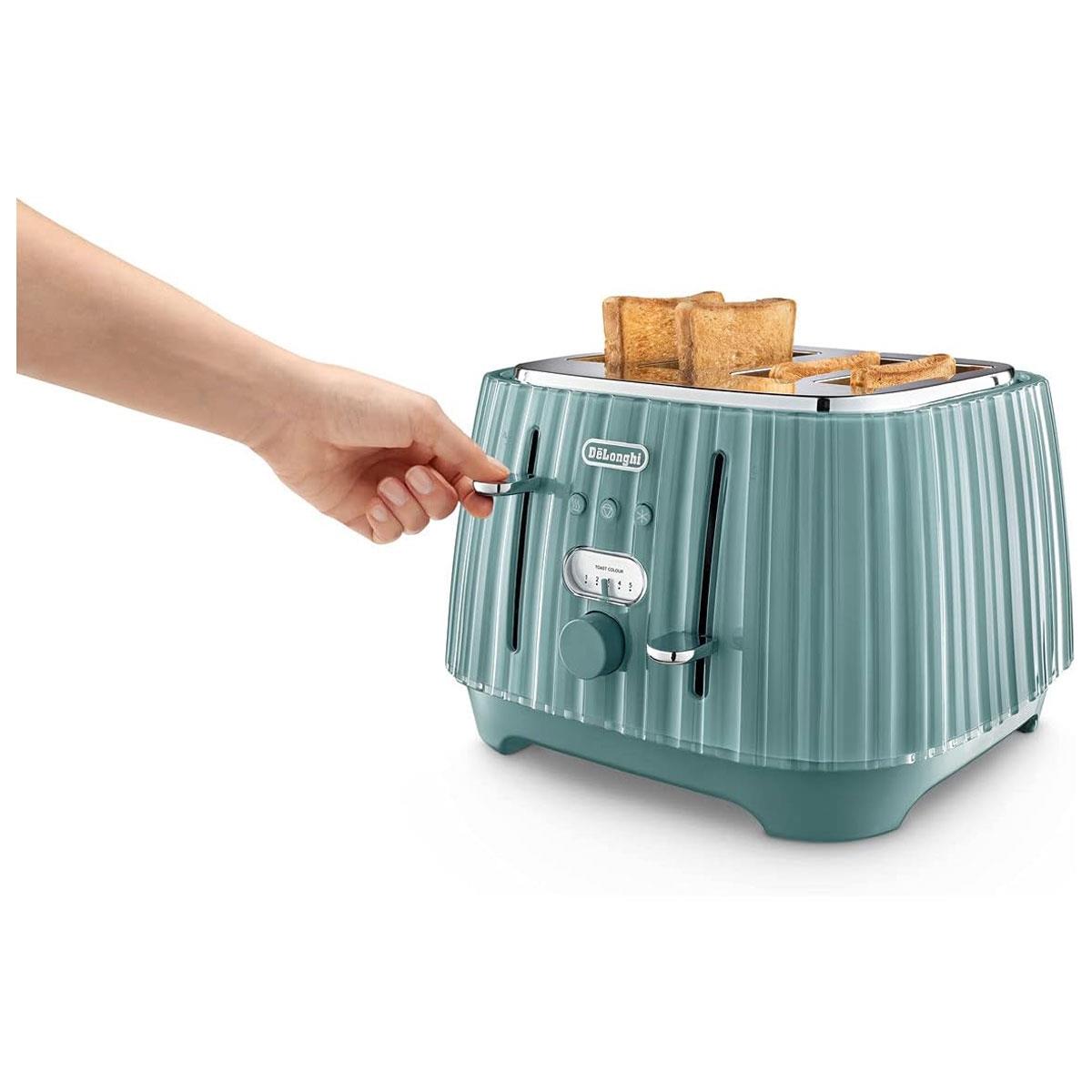 Delonghi Ballerina 4 Slot Toaster 1800W Green with 5 Browning Levels Defrost Reheat Cancel & Wide Slots - Image 3