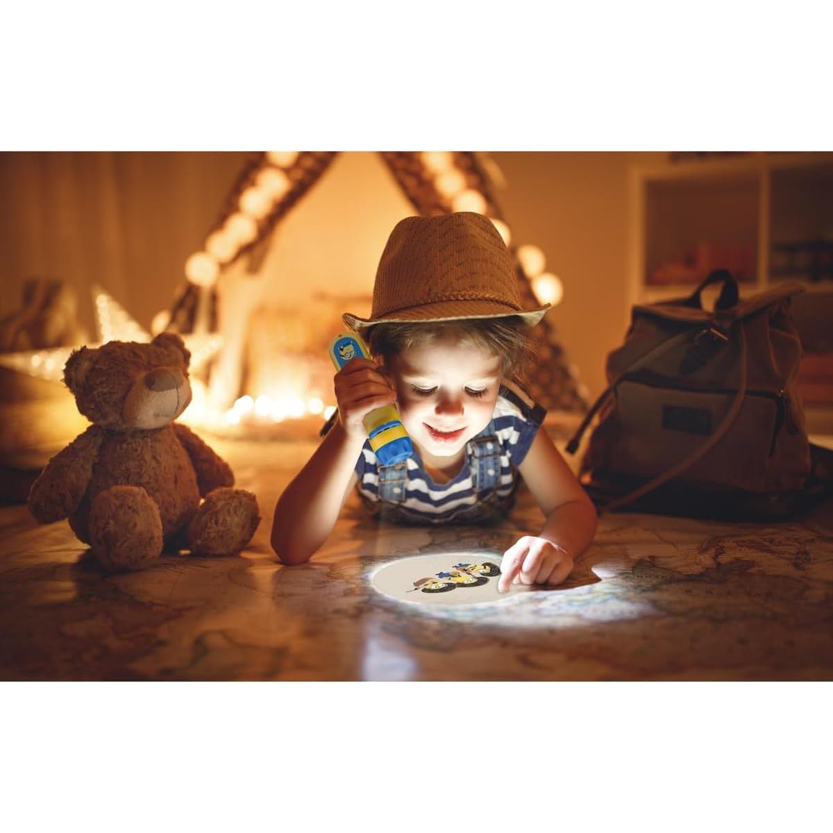 LEXIBOOK Minions Story Projector, 2-In-1 Torch And Image Projector With 24 Pictures, Includes 3 Discs, Yellow/Blue - Image 9