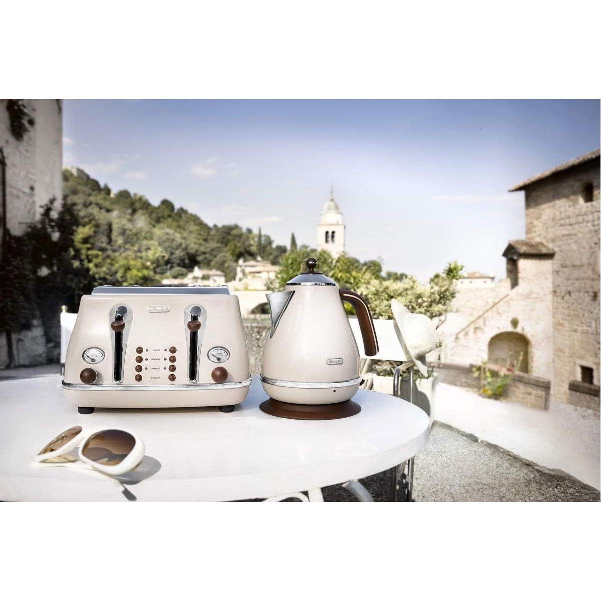 De'Longhi Icona Vintage 4 Slot Toaster Beige Stainless Steel with Reheat Defrost Bagel Function & 6 Browning Settings - Image 2
