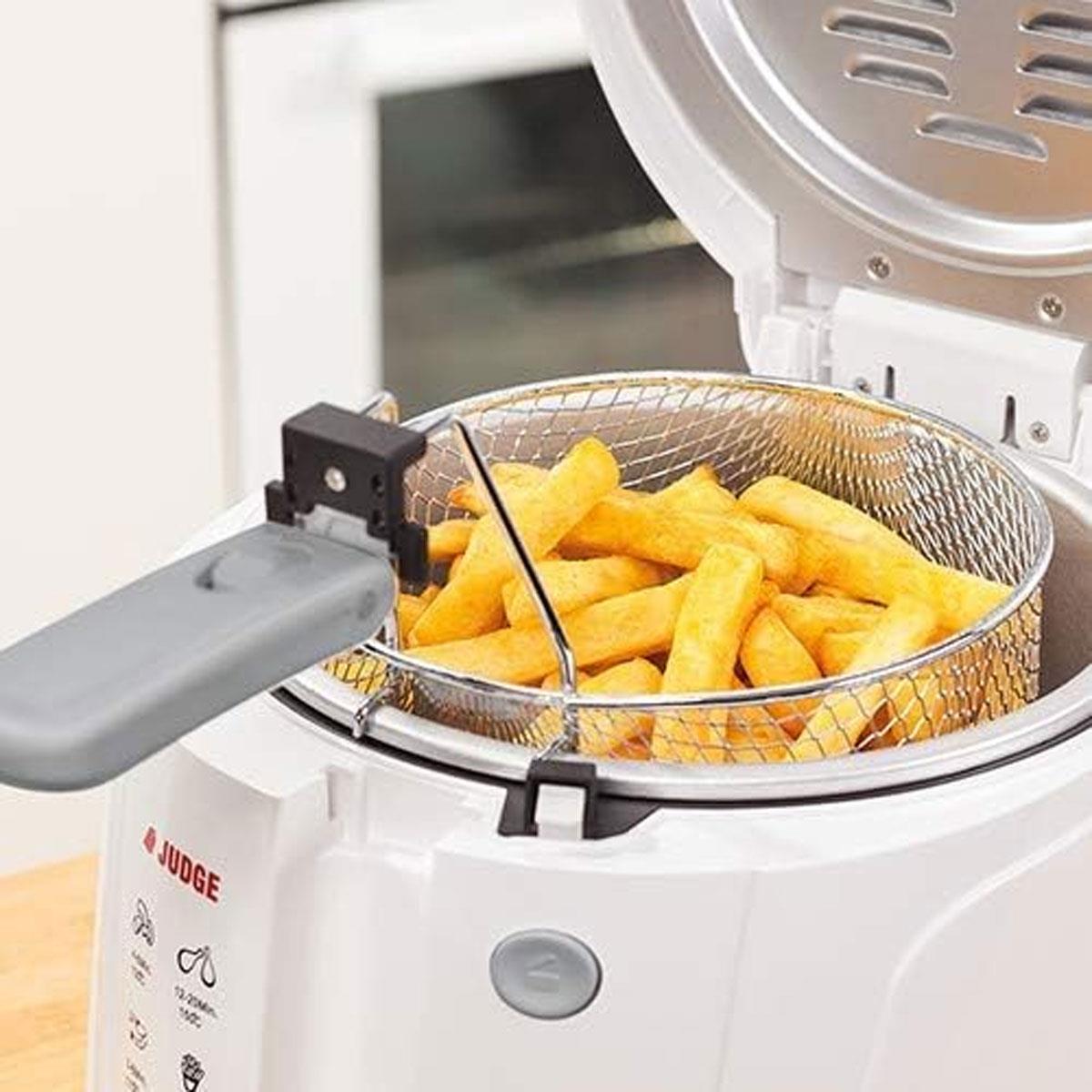 Judge Deep Frye 2.25L 1500W with Adjustable Thermostat 130°C-190°C Non-Stick Interior White - Image 5