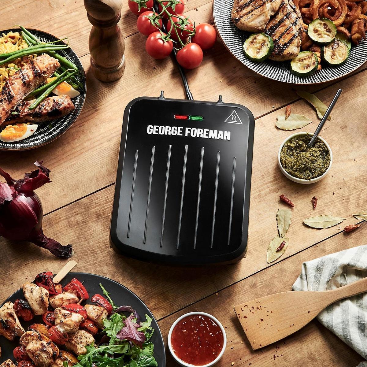 George Foreman Small Electric Fit Grill 760W Black Non Stick Panini Toastie BBQ Griddle with Drip Tray - Image 3