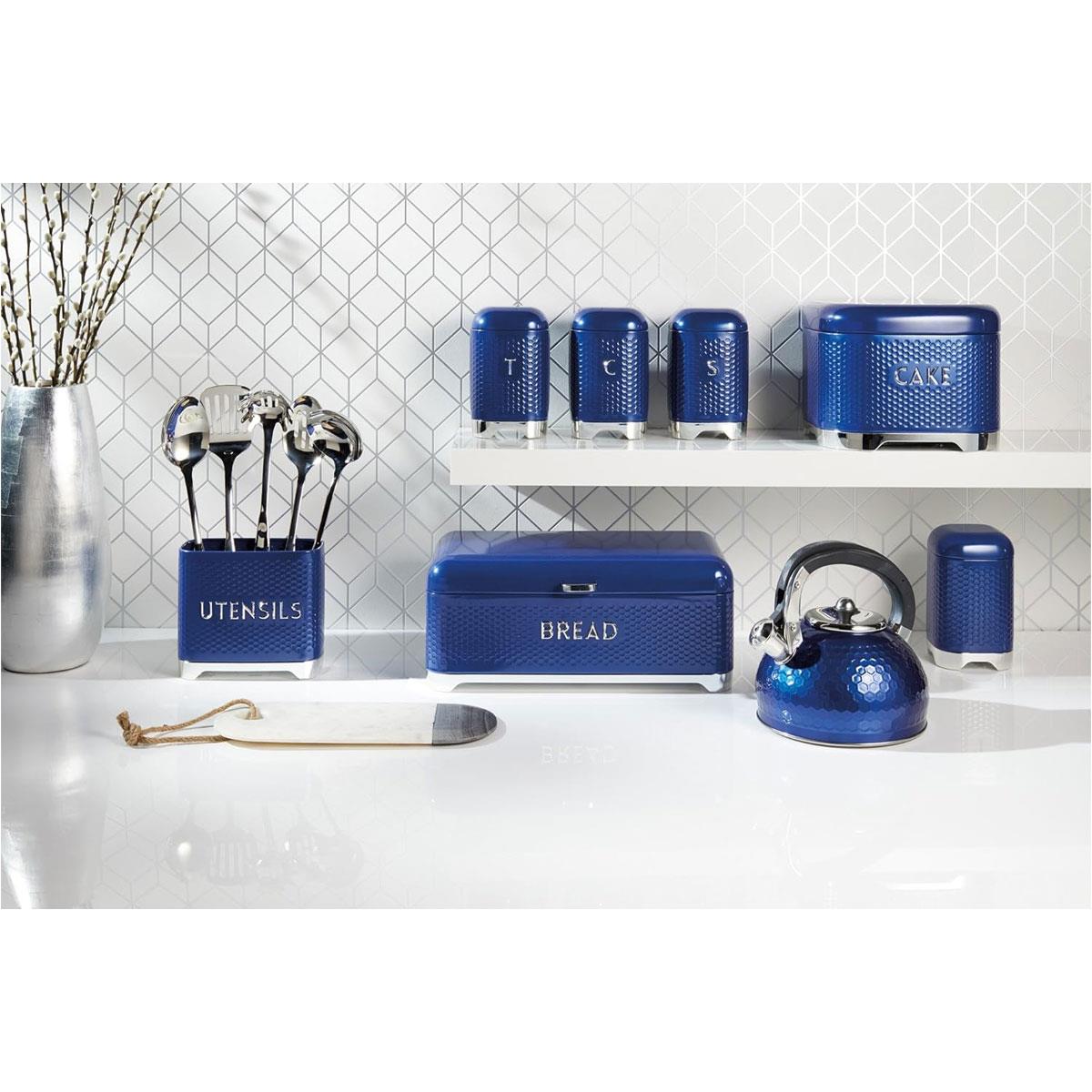 KitchenCraft Lovello Textured Cake Storage Tin Midnight Navy Hexagon Pattern Carbon Steel 26cm with Hinged Lid - Image 2