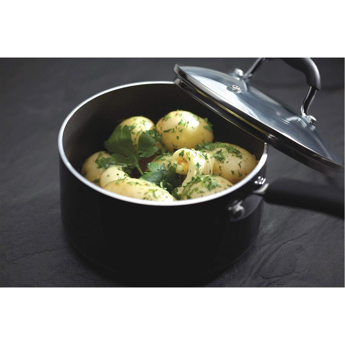 KitchenCraft MasterClass 18cm Non-Stick Aluminium Saucepan with Glass Lid 1.8L Black Heavy-Duty Cookware - Image 2