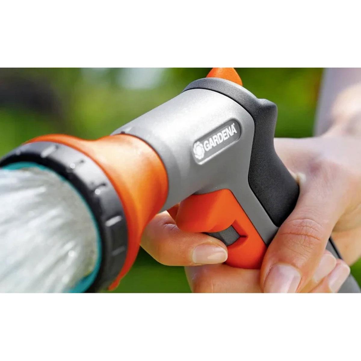 Gardena 60cm Spray Lance for Long-Reach Watering Soft Spray Jet On/Off Trigger Lockable Frost Protection - Image 5