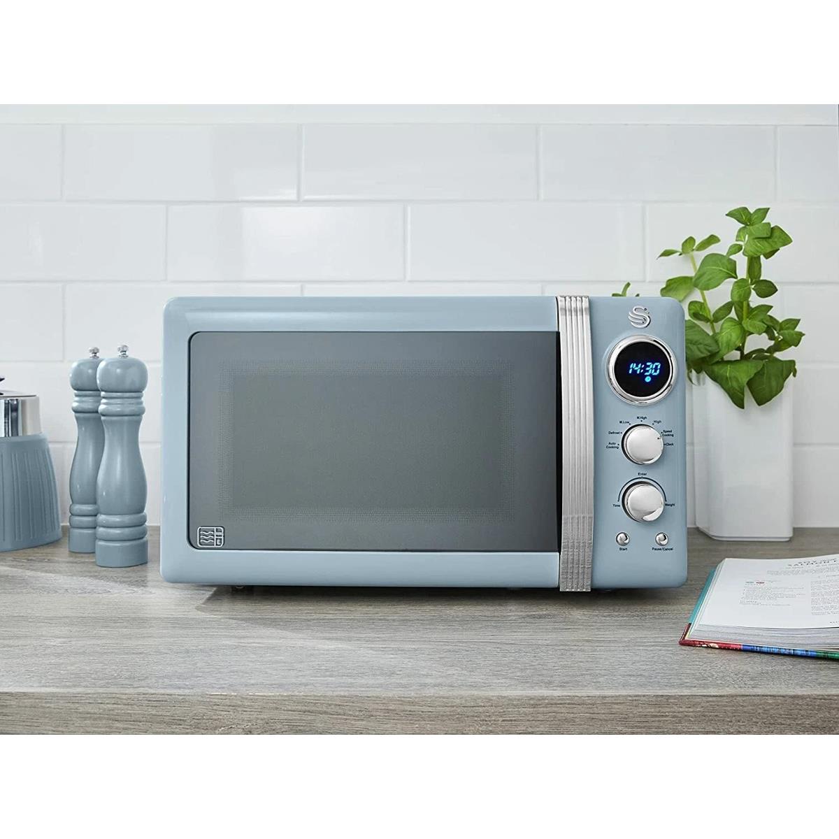 Swan Retro Digital Microwave 20L 800W 5 Power Levels Defrost 12 Auto Cook LED Display Blue - Image 5