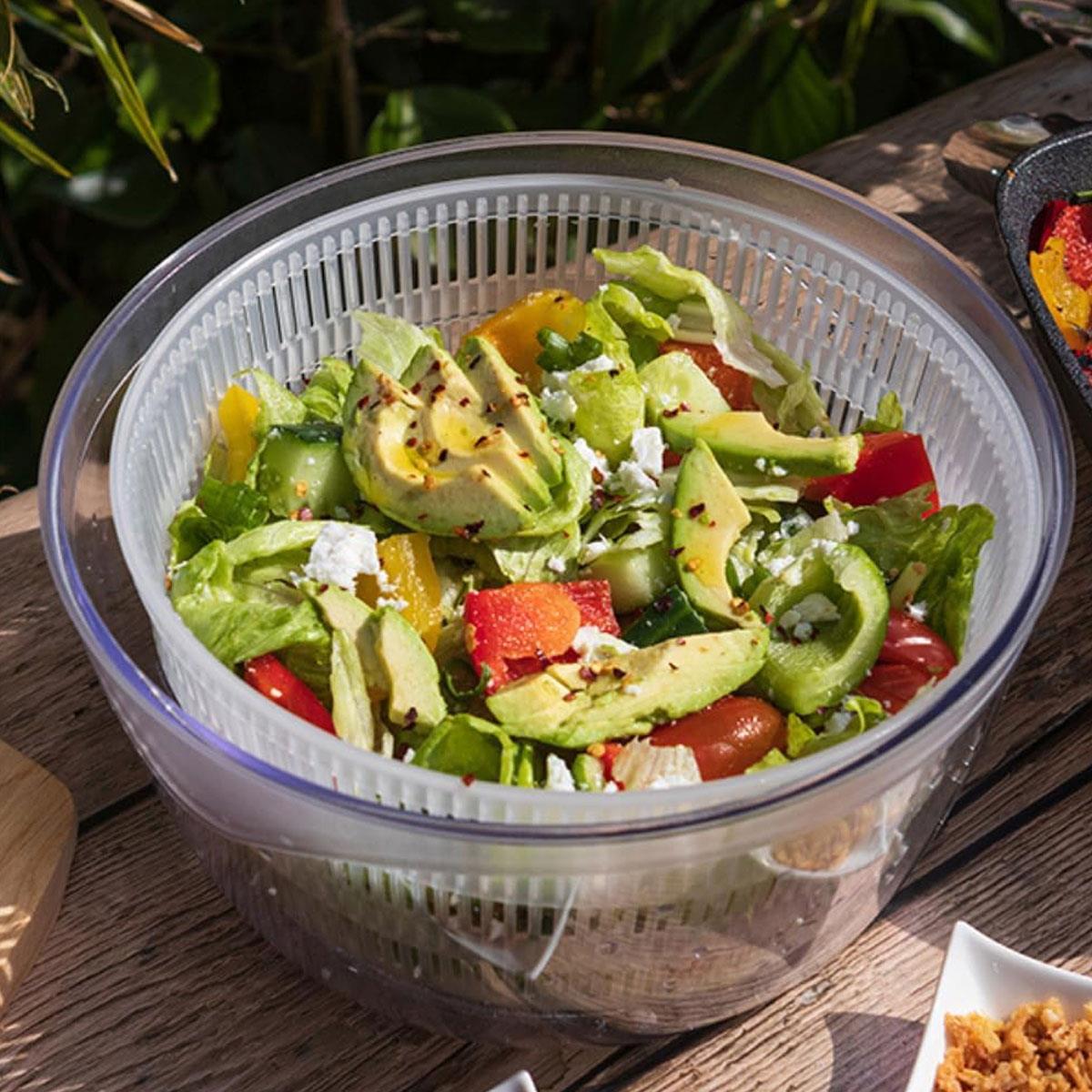 Judge Kitchen Salad Spinner 25cm Plastic Polypropylene Bowl with Top Handle Strainer Basket Fast Spin Drying - Image 2