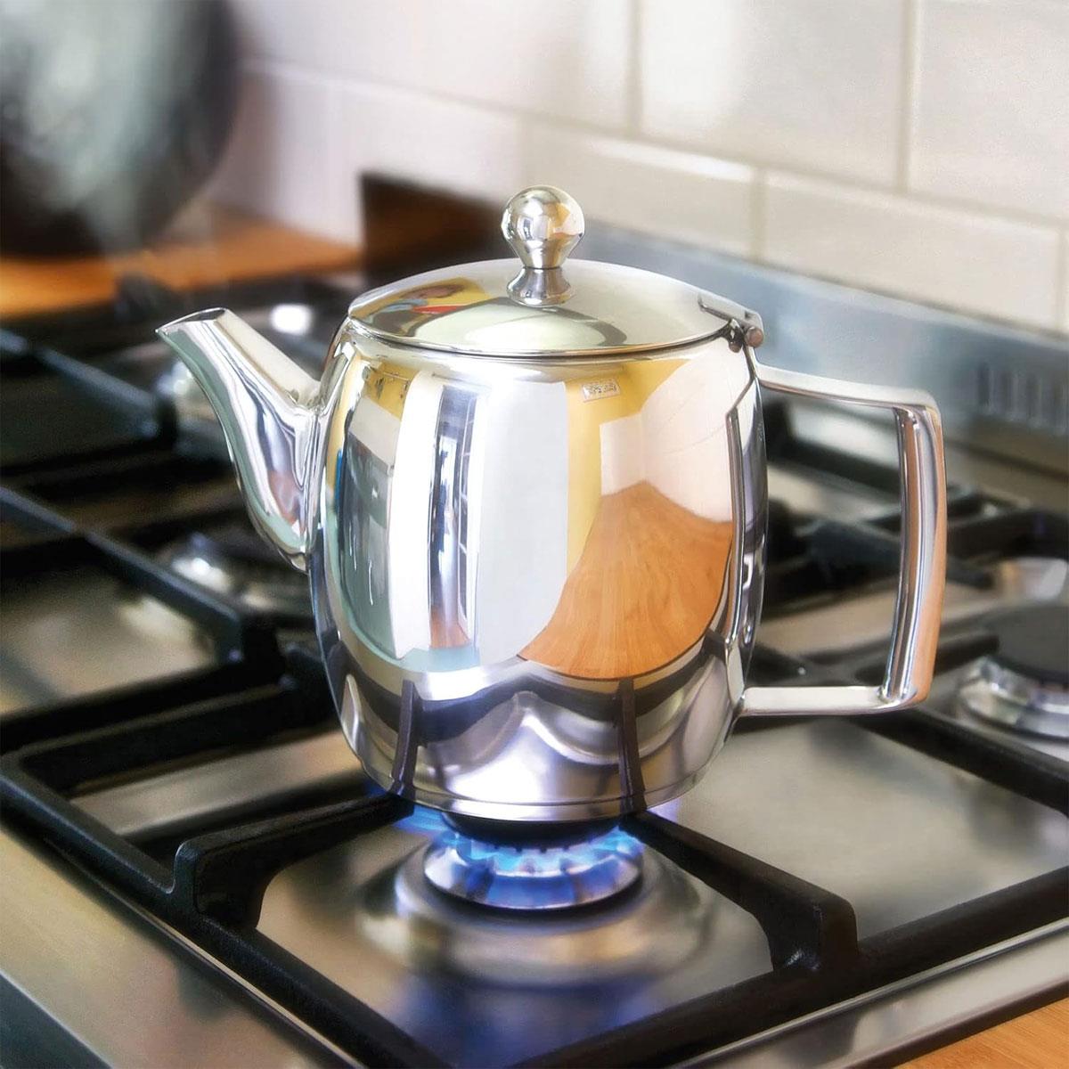 Judge Stainless Steel Hob Top Teapot 2L 10 Cup Induction Ready Mirror Polished Silver - Image 2