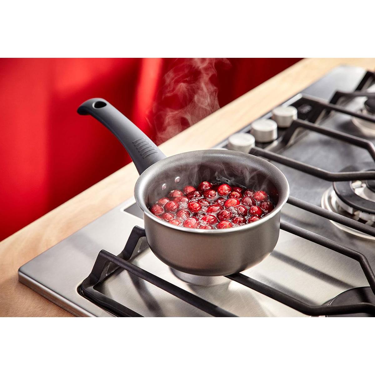 Judge Everyday Non-Stick Milk Pan 14cm 800ml Aluminium Teflon Coating Pewter Stay-Cool Handle - Image 4