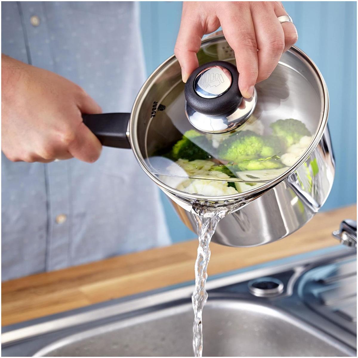 Judge Vista Draining Stainless Steel Large Saucepan with Pouring Lip 18cm 2.1L Shatterproof Glass Strain & Pour Lid Induction Ready Oven Safe - Image 5