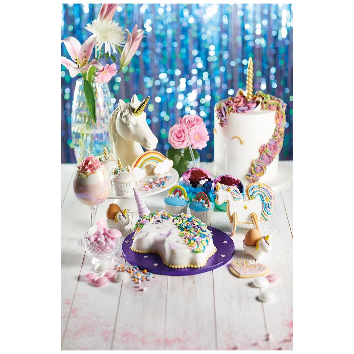 KitchenCraft Sweetly Does It Unicorn Cake Tin Anodised Aluminium 23 x 33.5 x 5 cm Oven Safe to 220°C - Image 2