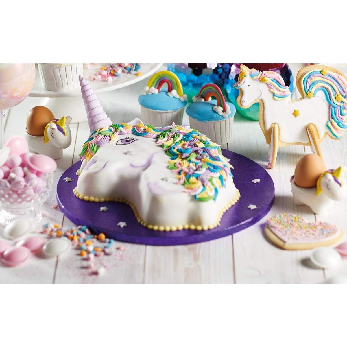 KitchenCraft Sweetly Does It Unicorn Cake Tin Anodised Aluminium 23 x 33.5 x 5 cm Oven Safe to 220°C - Image 5