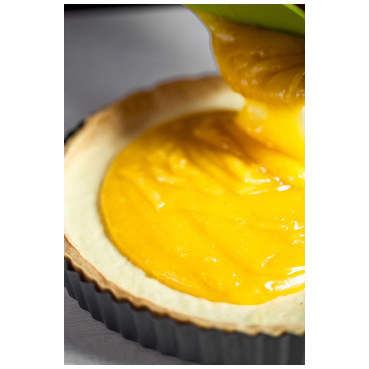 MasterClass 30cm Fluted Tart Tin with Loose Base 1mm Carbon Steel Quantum II Non-Stick Oven Safe to 220°C Grey - Image 6