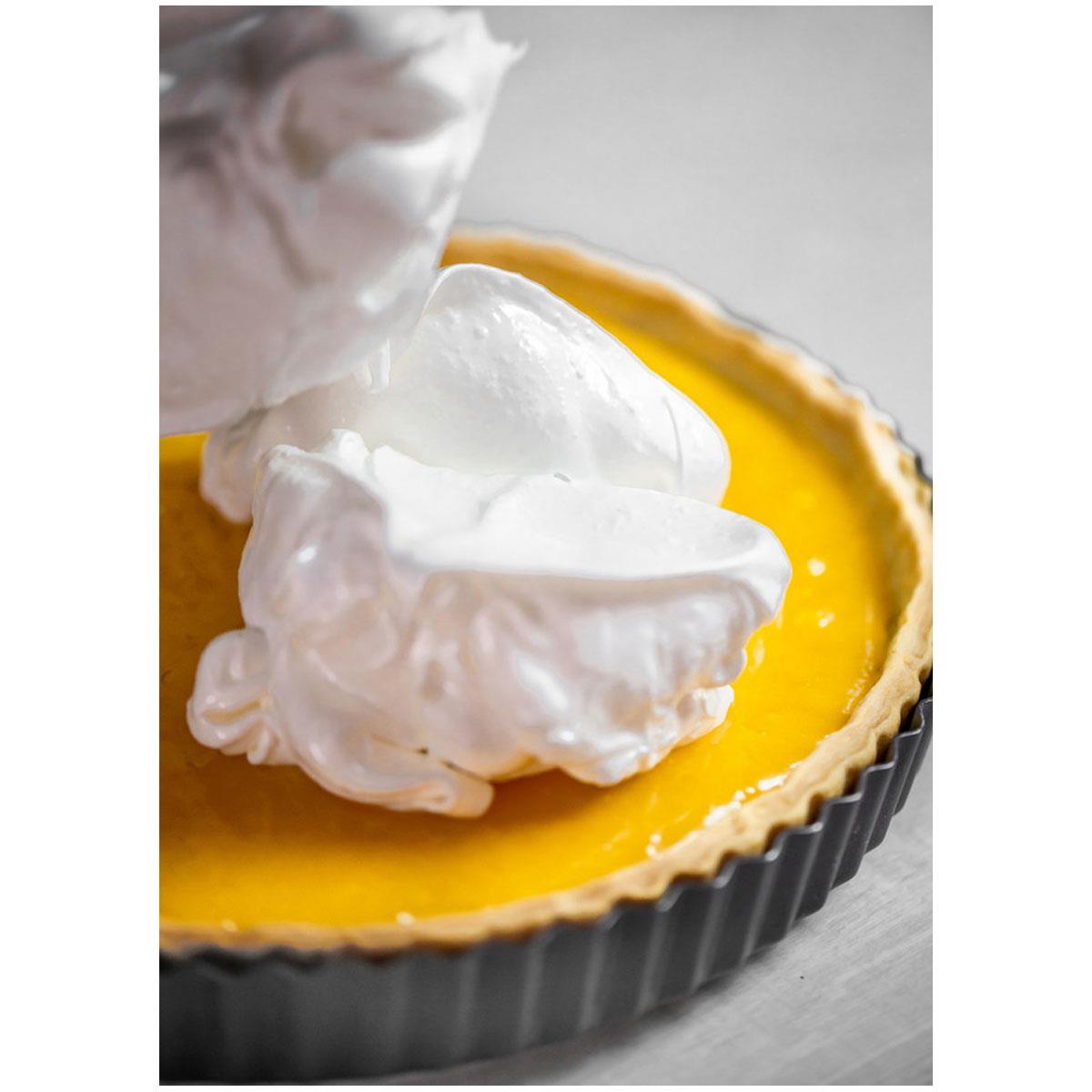 MasterClass 30cm Fluted Tart Tin with Loose Base 1mm Carbon Steel Quantum II Non-Stick Oven Safe to 220°C Grey - Image 7
