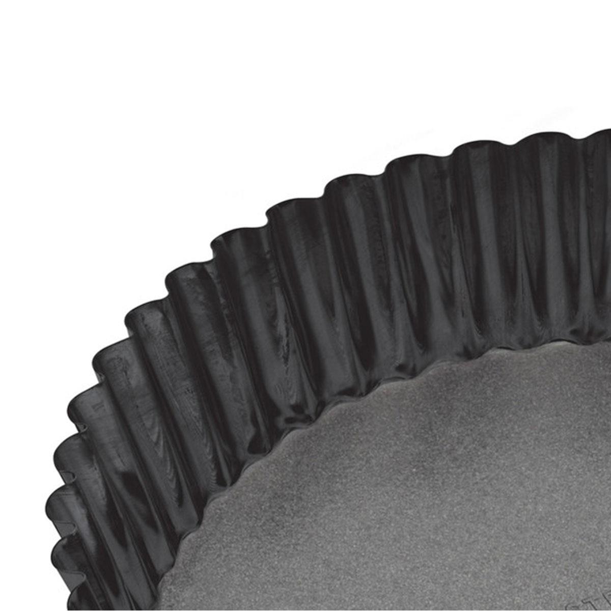 MasterClass Non-Stick Extra Deep Fluted Flan Tin Loose Base Heavyweight Steel 25cm Black Oven Safe to 220°C - Image 4