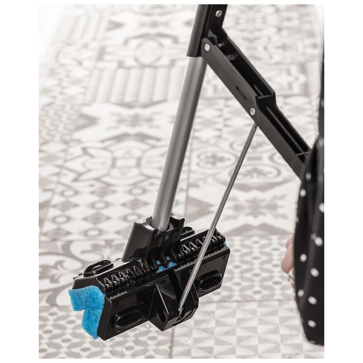 Addis Superdry Sponge Floor Mop With Self-Wringing Handle 1 Spare Sponge Heads Black Metallic - Image 6