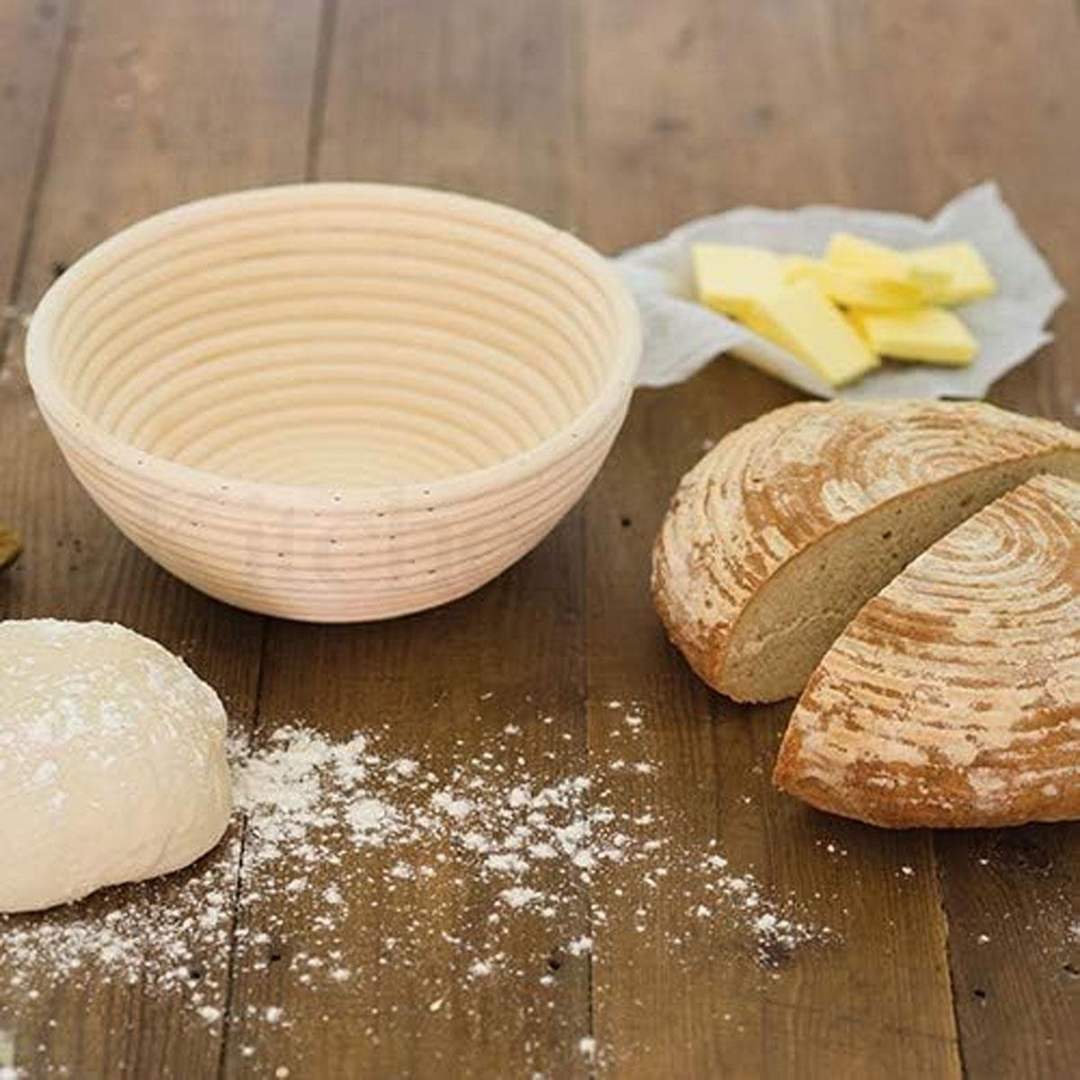 KitchenCraft Banneton Bread Proofing Basket Home Made Round Rattan 22 cm Brown - Image 3