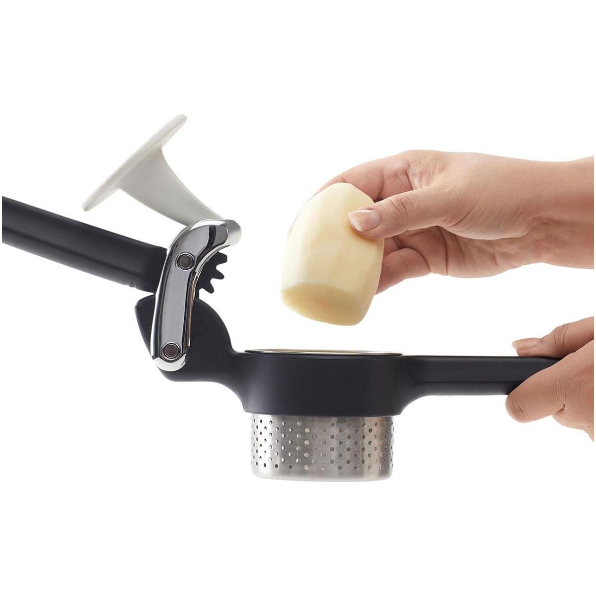 KitchenCraft Chef'n FreshForce Potato Ricer Stainless Steel Vegetable Press Dual Gear Black 32 cm - Image 8