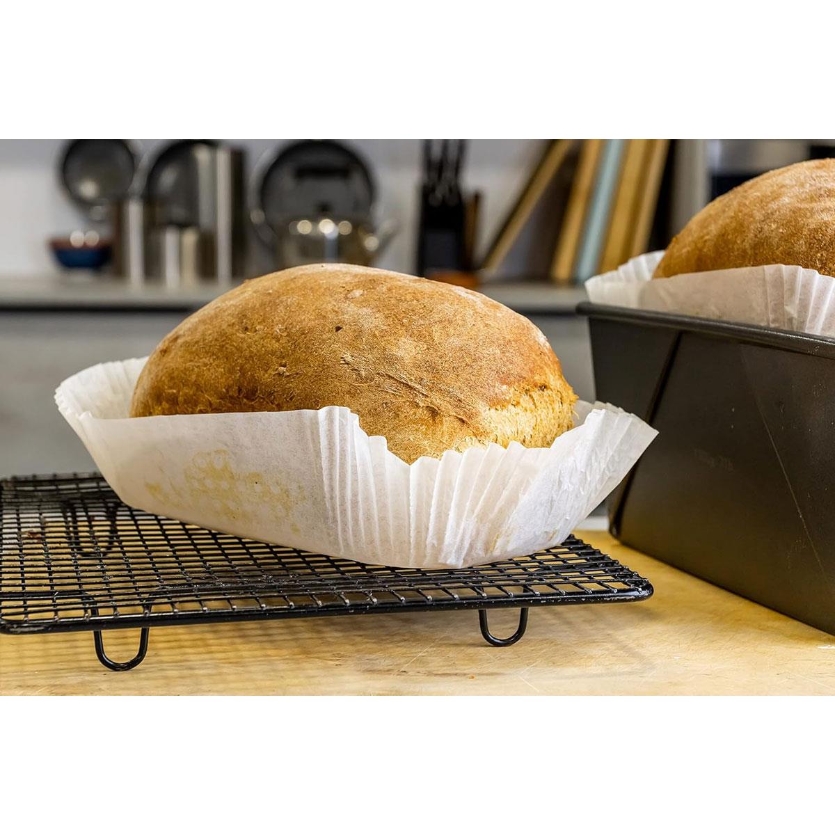 KitchenCraft 2lb Loaf Tin Liners Non-Stick Paper White Pack of 40 - Image 2