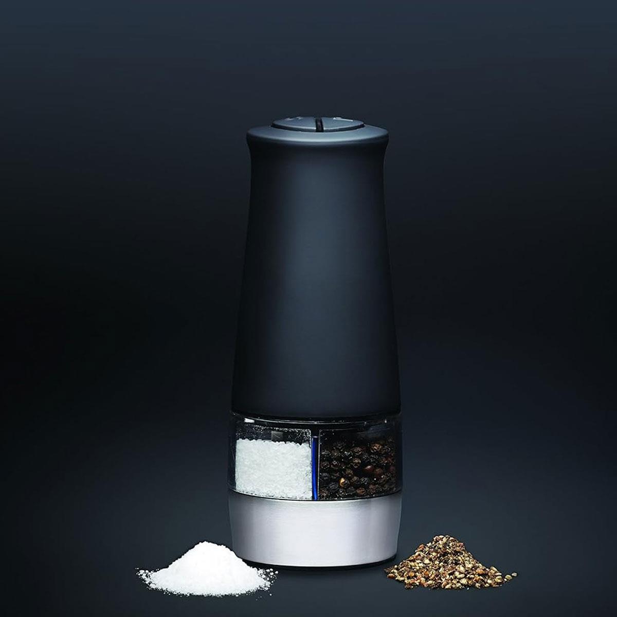 KitchenCraft MasterClass Electric Salt & Pepper Mill 2-in-1 Ceramic Grinder Black 17cm - Image 4