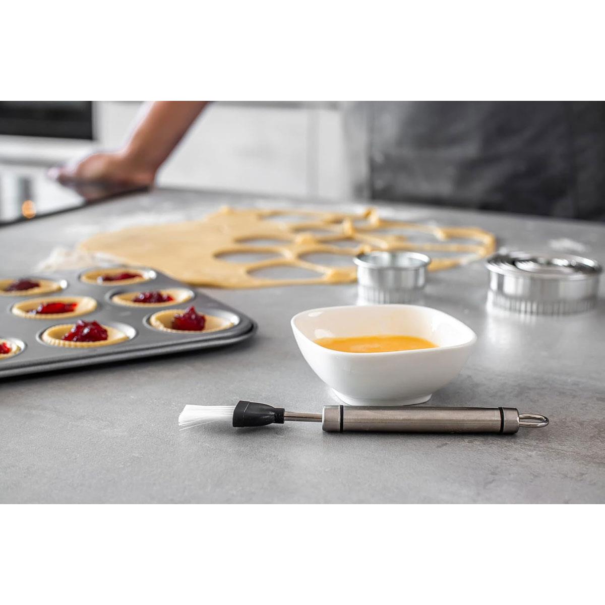 KitchenCraft Professional Nylon Pastry Brush Stainless Steel Handle 19.5cm Silver Dishwasher Safe - Image 2