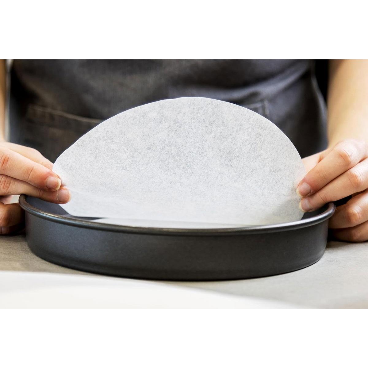 KitchenCraft Round Siliconised Baking Paper Liners 20cm (8-Inch) Non-Stick 100 Pre-Cut White Sheets - Image 5