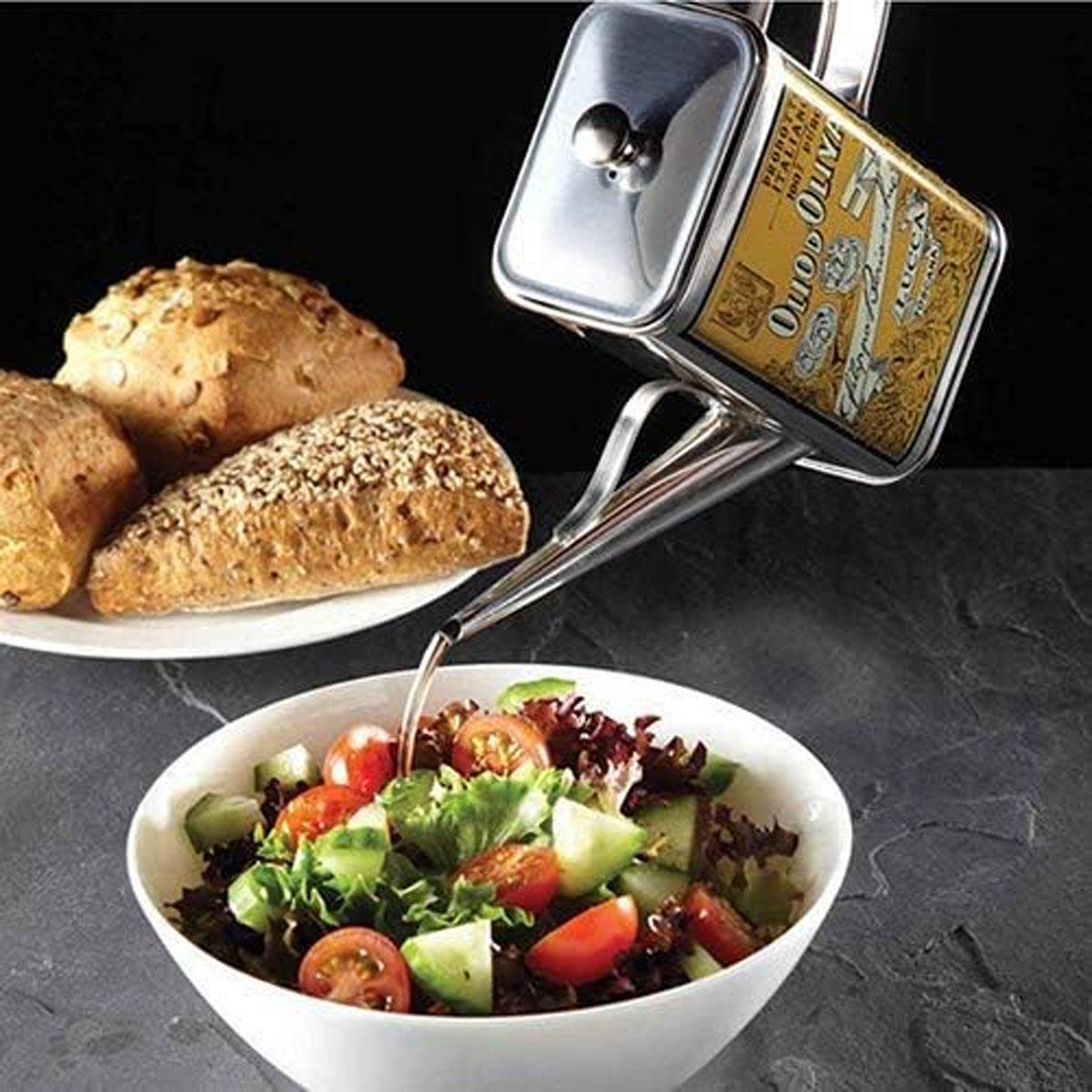 KitchenCraft World of Flavours Olive Oil Drizzler Can Stainless Steel Vintage Decorative Print Silver 500 ml - Image 3