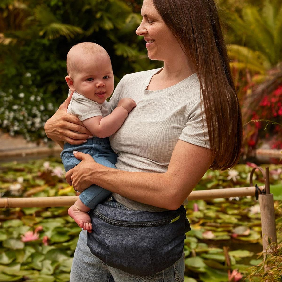 Infantino Fold & Go 2 in 1 Baby Carrier Grey Lightweight Adjustable Front & Back Carry 12-40 lbs - Image 9