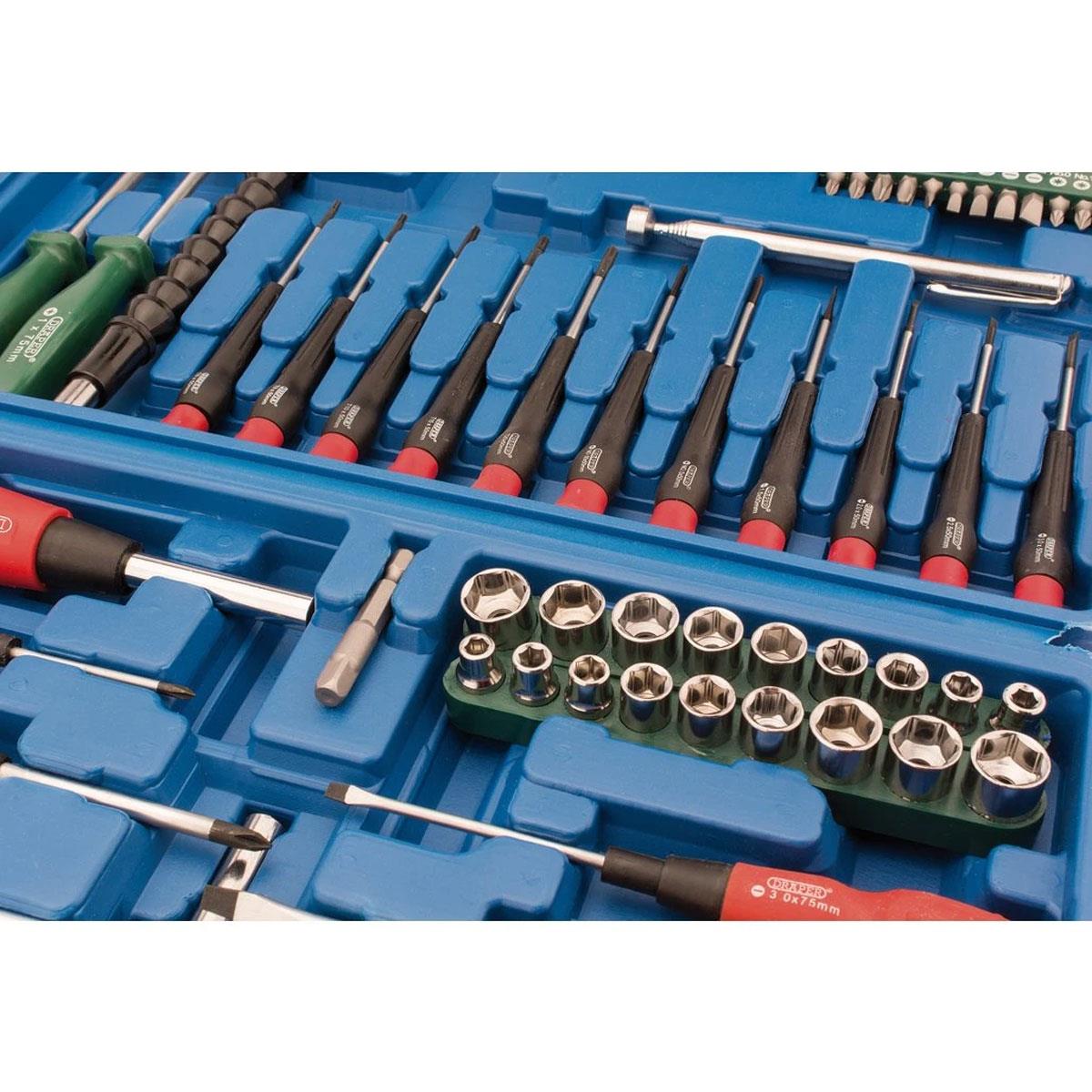 Draper 70 Piece Screwdriver Socket and Bit Set with Precision Drivers Torx Hex Bits and Sockets - Image 7