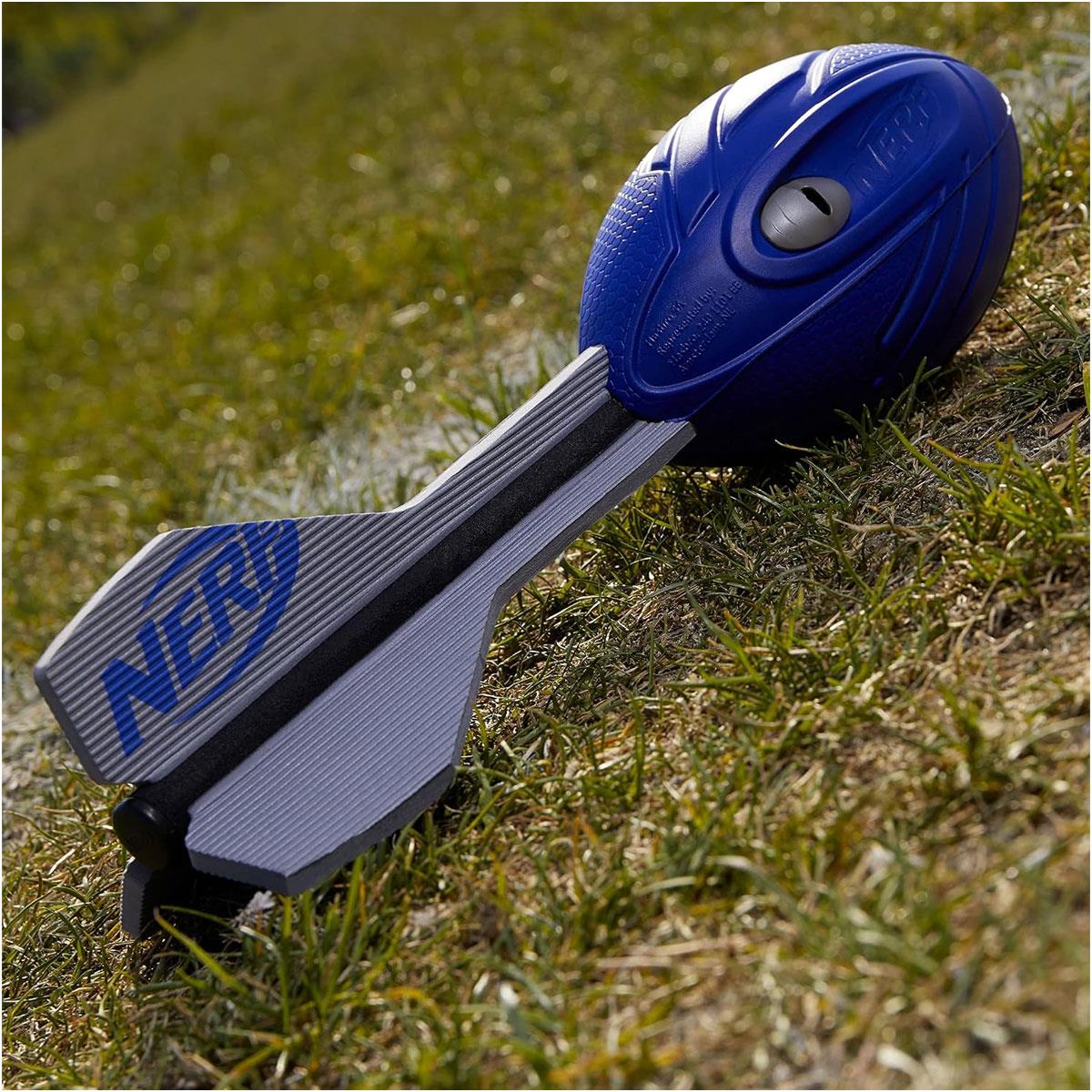 Nerf Vortex Aero Howler Foam Football Long-Distance Throwing Ball with 3-Finned Tail and Hand Grip Blue One Size - Image 3