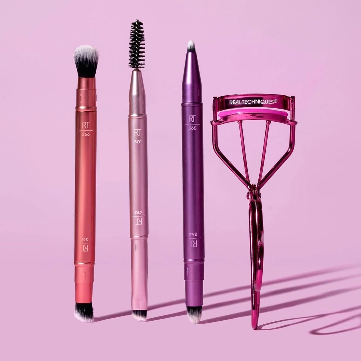 Real Techniques Double Time Brush And Lash 4 Piece Eye Makeup Set with Dual-Ended Brushes And Eyelash Curler - Image 4