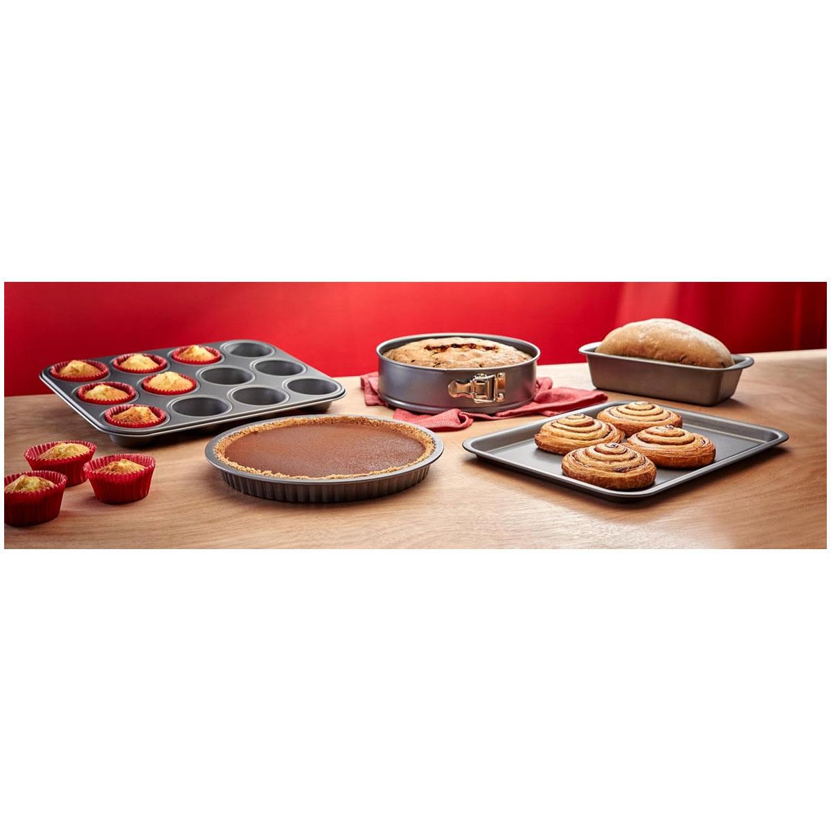 Judge Everyday 8 Inch Round Sandwich Tin Carbon Steel Non Stick Deep Baking Pan Grey - Image 4