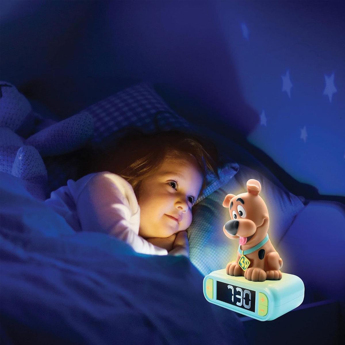 Lexibook Scooby-Doo Kids Digital Alarm Clock with LED Night Light LCD Backlit Display Snooze 6 Ringtones Brown/Blue - Image 4