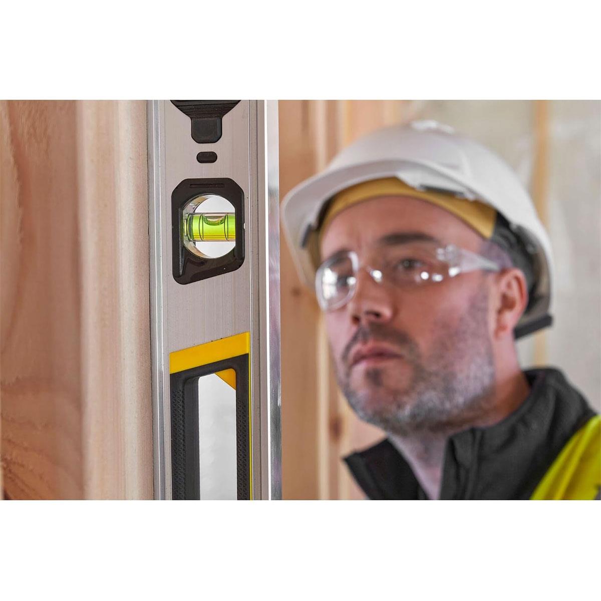 Stanley FATMAX XTREME Box Beam Spirit Level 1200mm - Aluminium 0.5mm/m Accuracy 3 Vials Removable End Caps - Image 11