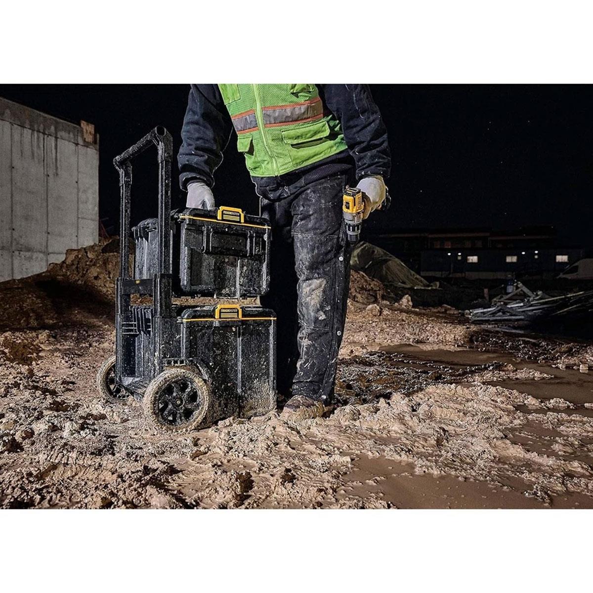 Dewalt TOUGHSYSTEM 2.0 DS300 Medium Storage Box IP65 50kg Load Capacity Black with Removable Tray - Image 7